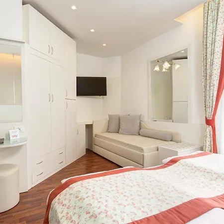 Cavalieri Palace & Hotel 4*