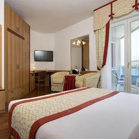 Cavalieri Palace & Hotel 4*