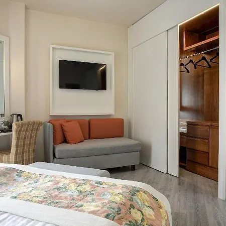 Hotel Cavalieri Palace 4*